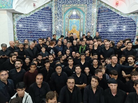 حضور رئیس جمهور در آیین شام غریبان مسجد اوچدکان اردبیل