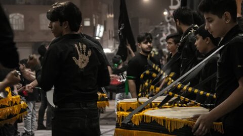 تصاویر/ سوگواره  شام غریبان هیئات مذهبی در حرم مطهرهلال بن علی(ع)