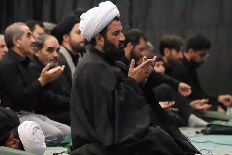 تصاویر/ مراسم عزاداری شام غریبان در مصلای امام خمینی (ره) ارومیه