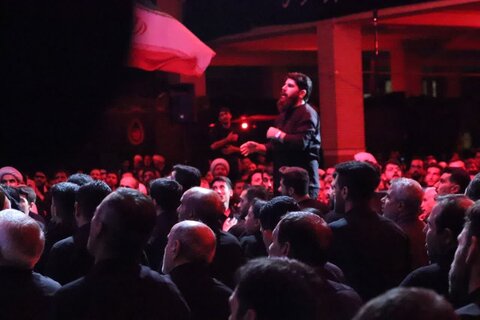 تصاویر/ مراسم عزاداری شام غریبان در مصلای امام خمینی (ره) ارومیه