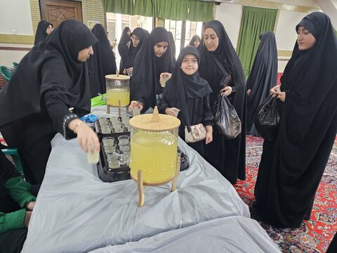 مادرانه و دخترانه