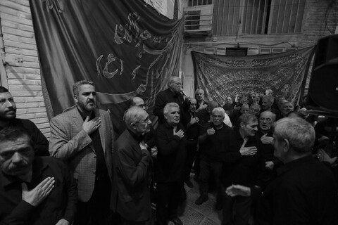 تصاویر/ قافله عزاداری هیئت بنی فاطمه در بازار اصفهان