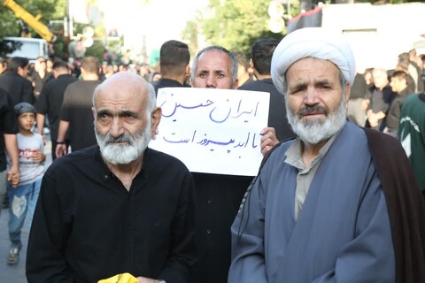 تصاویر/ نرسم عزاداری دسته زینبیه زنجان