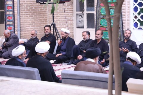 مراسم عزاداری اباعبدالله الحسین علیه السلام در روز یازدهم محرم در مدرسه علمیه شفیعیه