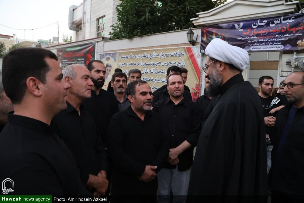 تصاویر / حضور امام جمعه همدان در منزل شهید عباس حیدری
