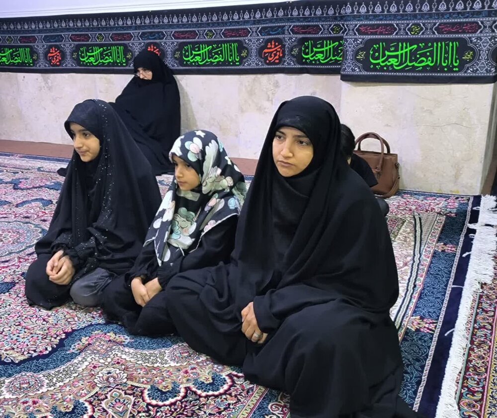 مقاومت، تقوا و بصیرت راهبردهای کلیدی در عبور از بحران‌ها است