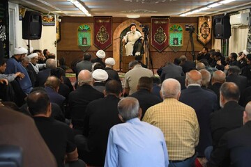 واقعه کربلا دو بعد انسان عالی و دانی را نشان داد