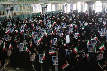 فیلم| گوشه‌هایی از اجتماع زینبیون در چهارمحال و بختیاری