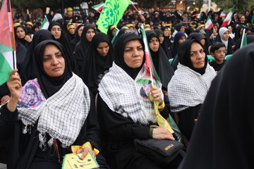 فیلم اجتماع بزرگ زینبیون در کرمان