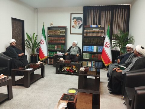 تصاویر/ دیدار طلاب و روحانیون با نماینده ولی‌فقیه در هرمزگان