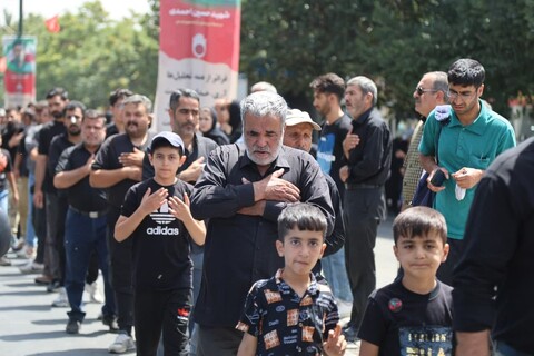 دسته‌های عزاداری در سطح شهر همدان در سوم عاشورا