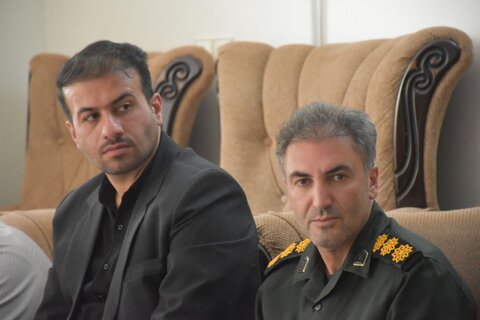 تصاویر دیدار جمعی از مسئولان کوهدشت با خانواده شهید والامقام رضا رضایی