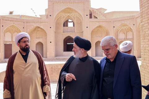 تصاویر| بازدید مشاور رئیس‌جمهور از بنای تاریخی مدرسه علمیه علیا و مدرسه علمیه حبیبیه فردوس