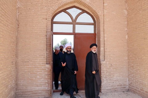 تصاویر| بازدید مشاور رئیس‌جمهور از بنای تاریخی مدرسه علمیه علیا و مدرسه علمیه حبیبیه فردوس