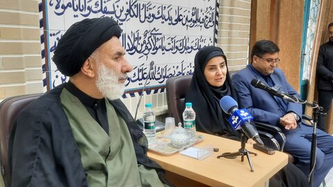 دیدار وزیر راه و شهرسازی با امام جمعه شهرکرد