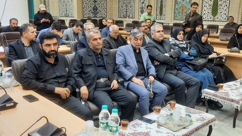 دیدار وزیر راه و شهرسازی با امام جمعه شهرکرد