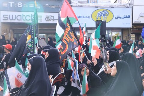 تصاویر/برگزاری اجتماع زینبیون در اراک