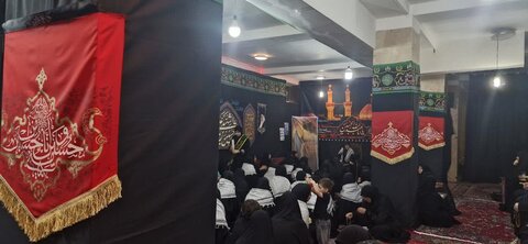 تصاویر/برگزاری اجتماع زینبیون در مدرسه علمیه کوثر زرندیه