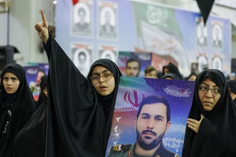 تصاویر/ آیین بزرگداشت ۶۱ شهید آذربایجان شرقی