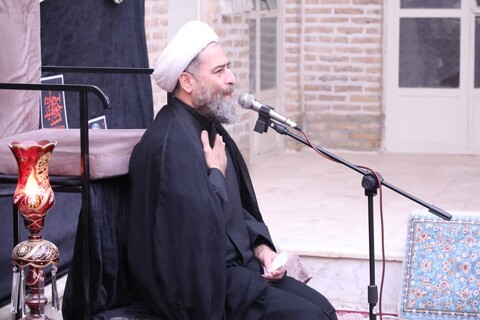 مراسم عزاداری اباعبدالله الحسین علیه السلام در روز دوازدهم محرم در مدرسه علمیه شفیعیه