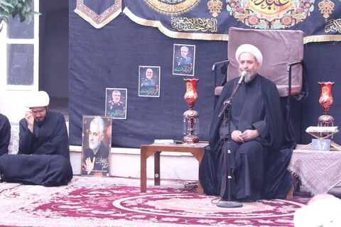 مراسم عزاداری اباعبدالله الحسین علیه السلام در روز دوازدهم محرم در مدرسه علمیه شفیعیه