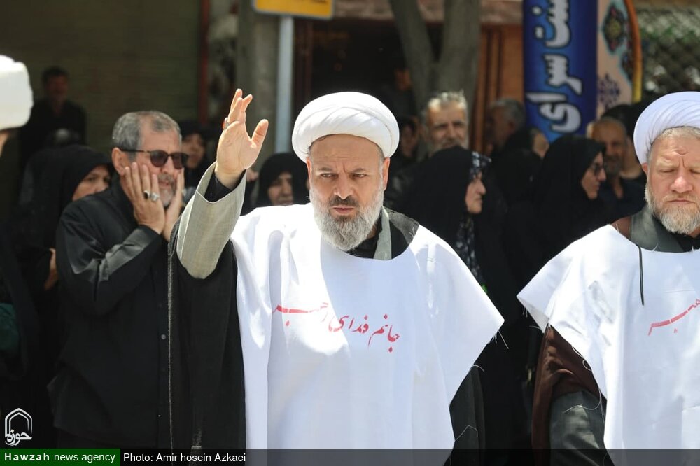 طلاب همدانی کفن پوش به میدان آمدند+تصاویر