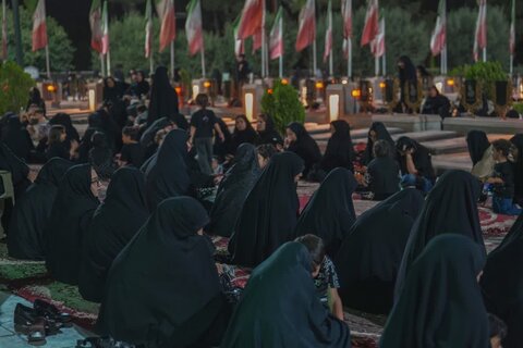 تصاویر/ مراسم عزاداری دهه دوم محرم الحرام هیئت رزمندگان اسلام کاشان