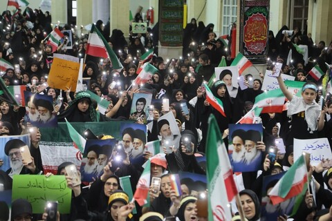 تصاویر / اجتماع بزرگ بانوان همدانی در حمایت از رهبر معظم انقلاب