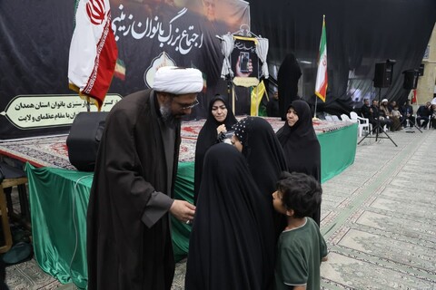 تصاویر / اجتماع بزرگ بانوان همدانی در حمایت از رهبر معظم انقلاب