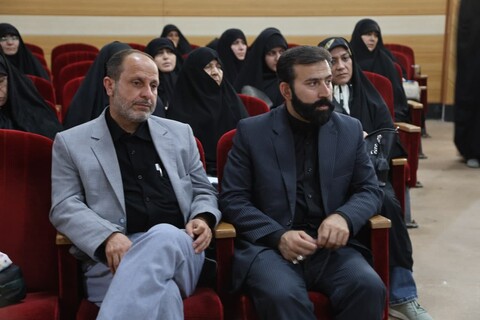 تصاویر / هفتمین نشست مجمع بانوان فعال فرهنگی استان همدان با نماینده ولی فقیه در استان