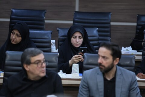 تصاویر / جلسه بررسی فقهی، حقوقی و قانونی فتاوای اخیر مراجع عظام تقلید