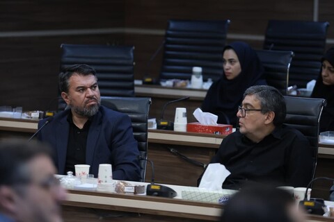 تصاویر / جلسه بررسی فقهی، حقوقی و قانونی فتاوای اخیر مراجع عظام تقلید