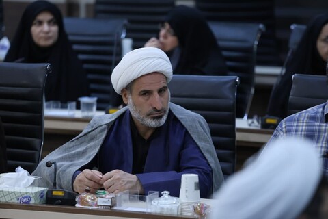 تصاویر / جلسه بررسی فقهی، حقوقی و قانونی فتاوای اخیر مراجع عظام تقلید