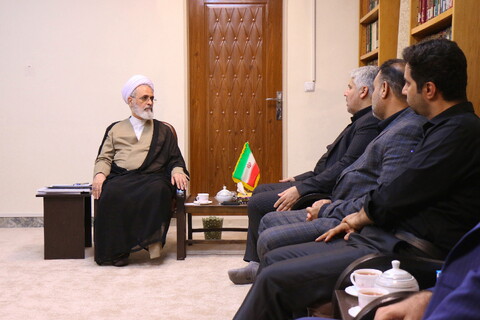 تصاویر/ دیدار رئیس و معاونین جهاد دانشگاهی استان قم با آیت الله اعرافی