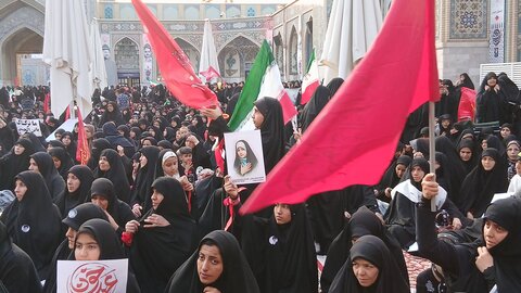 تصاویر/ اجتماع حماسی بانوان مشهدالرضا(ع) یک ایران زینب