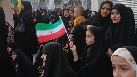 تصاویر/ اجتماع حماسی بانوان مشهدالرضا(ع) یک ایران زینب