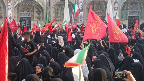 تصاویر/ اجتماع حماسی بانوان مشهدالرضا(ع) یک ایران زینب