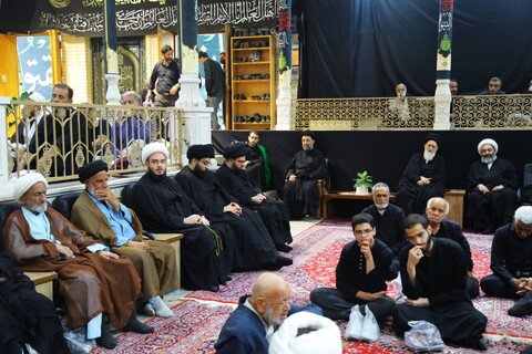 تصاویر / مراسم عزاداری دهه دوم ماه محرم در بیت مرحوم آیت الله العظمی بروجردی