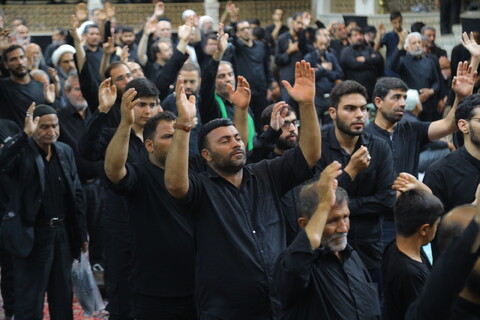 تصاویر / مراسم عزاداری دهه دوم ماه محرم در بیت مرحوم آیت الله العظمی بروجردی