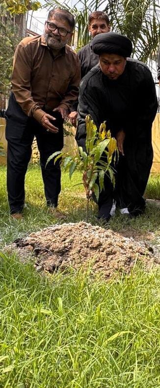 अलीगढ़: इमाम हुसैन (अ) की याद में वृक्षारोपण, मानवता और शांति का संदेश