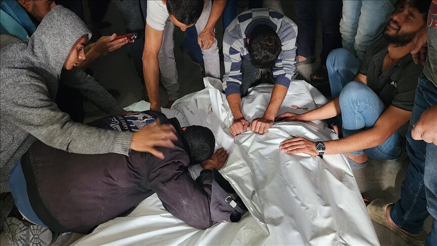 गाज़ा में शहीदों की संख्या 57 हजार 680 तक पहुंच गई; इजरायली आक्रामकता जारी