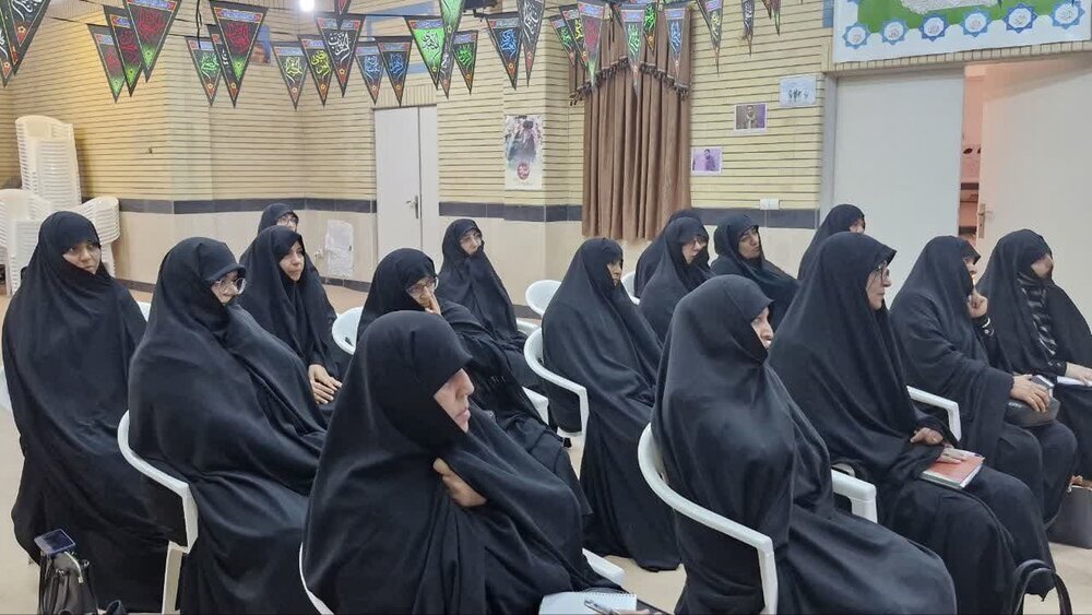 परीक्षाएँ और इम्तिहान मानव जीवन का एक आवश्यक हिस्सा हैं / खुद पर ईमान रखते हुए दृढ़ता का प्रदर्शन करें