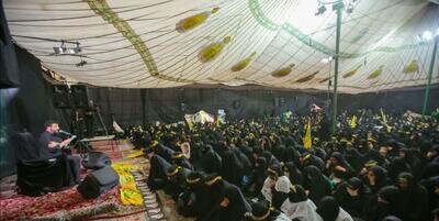 تصاویر| اجتماع بانوان رهروان زینبی در امامزاده طاهر (ع) مهرشهر؛ پاسداشت صبر زینب‌کبری (س) و تجلیل از شهدای زن حماسه مقاومت