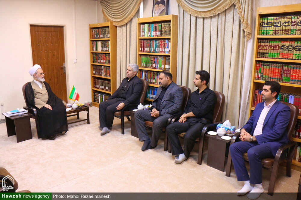 تصاویر/ دیدار رئیس و معاونین جهاد دانشگاهی استان قم با آیت الله اعرافی