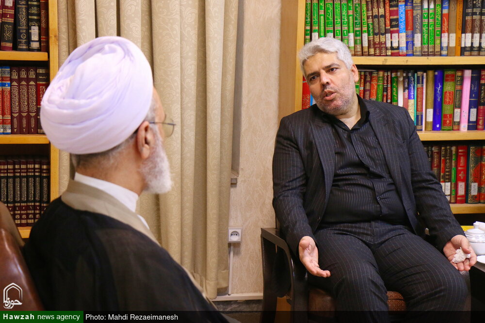 تصاویر/ دیدار رئیس و معاونین جهاد دانشگاهی استان قم با آیت الله اعرافی