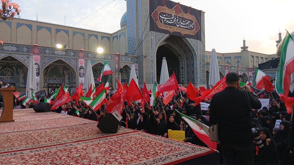 تصاویر/ اجتماع حماسی بانوان مشهدالرضا(ع) یک ایران زینب