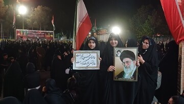 تصاویر/ اجتماع عظیم  بانوان زینبیون در  شهرستان آبیک قزوین