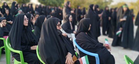 تصاویر اجتماع بانوان زینبی در کوهدشت