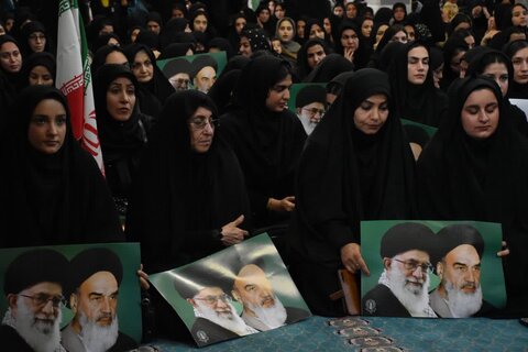 تصاویر اجتماع بانوان زینبی در کوهدشت