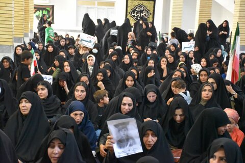 تصاویر اجتماع بانوان زینبی در کوهدشت